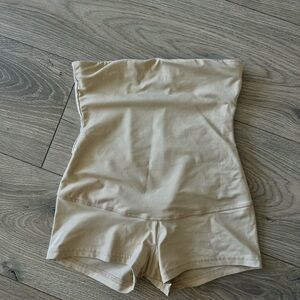 Maidenform Tan High Waist Shapewear Shorts Size Small